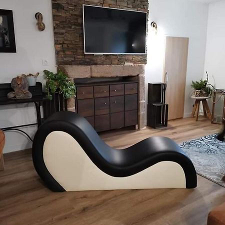Loft 100M2 Neuf Entierement Equipee Callac Exterior foto
