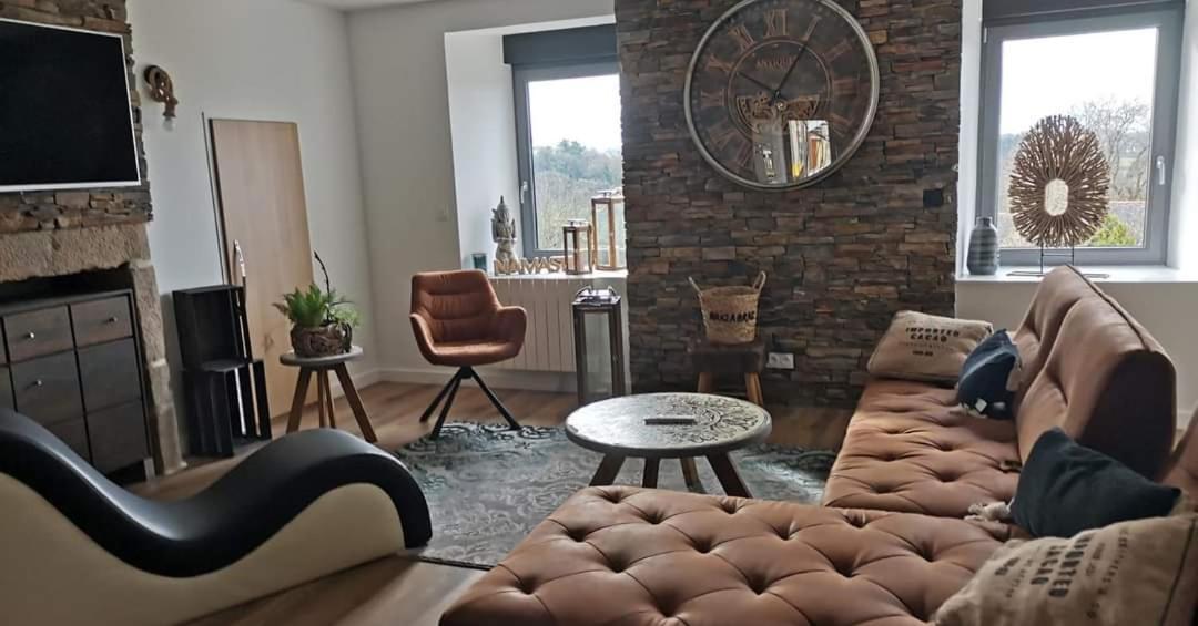 Loft 100M2 Neuf Entierement Equipee Callac Exterior foto